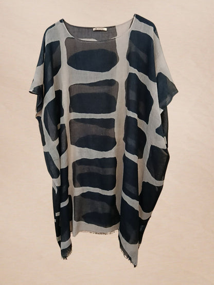 Cassie, Oversized tunic in wool
