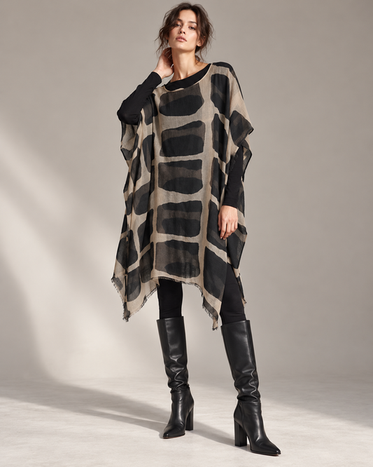 Cassie, Oversized tunic in wool